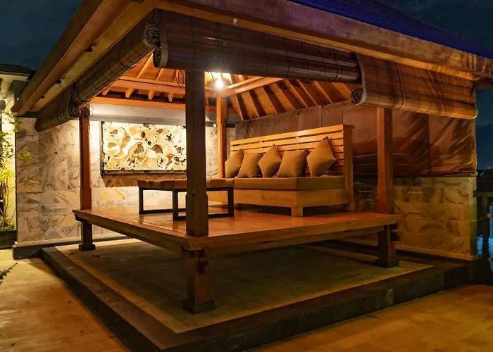 Winy Estate - Luxury With Rooftop Jacuzzi Villa *